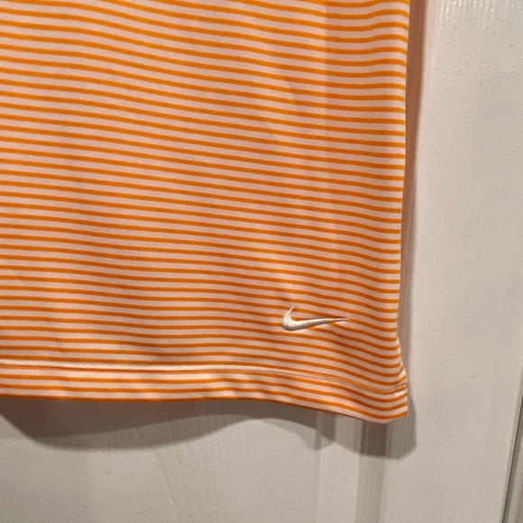 Nike Dri Fit Gold Size XS Sleeveless V Neck Collared Athletic Top Orange Stripes - Picture 2 of 10